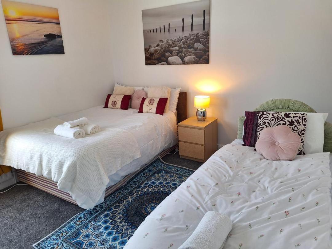 12 Cornwallis Lodge Family Room 1 Stoke-on-Trent Экстерьер фото